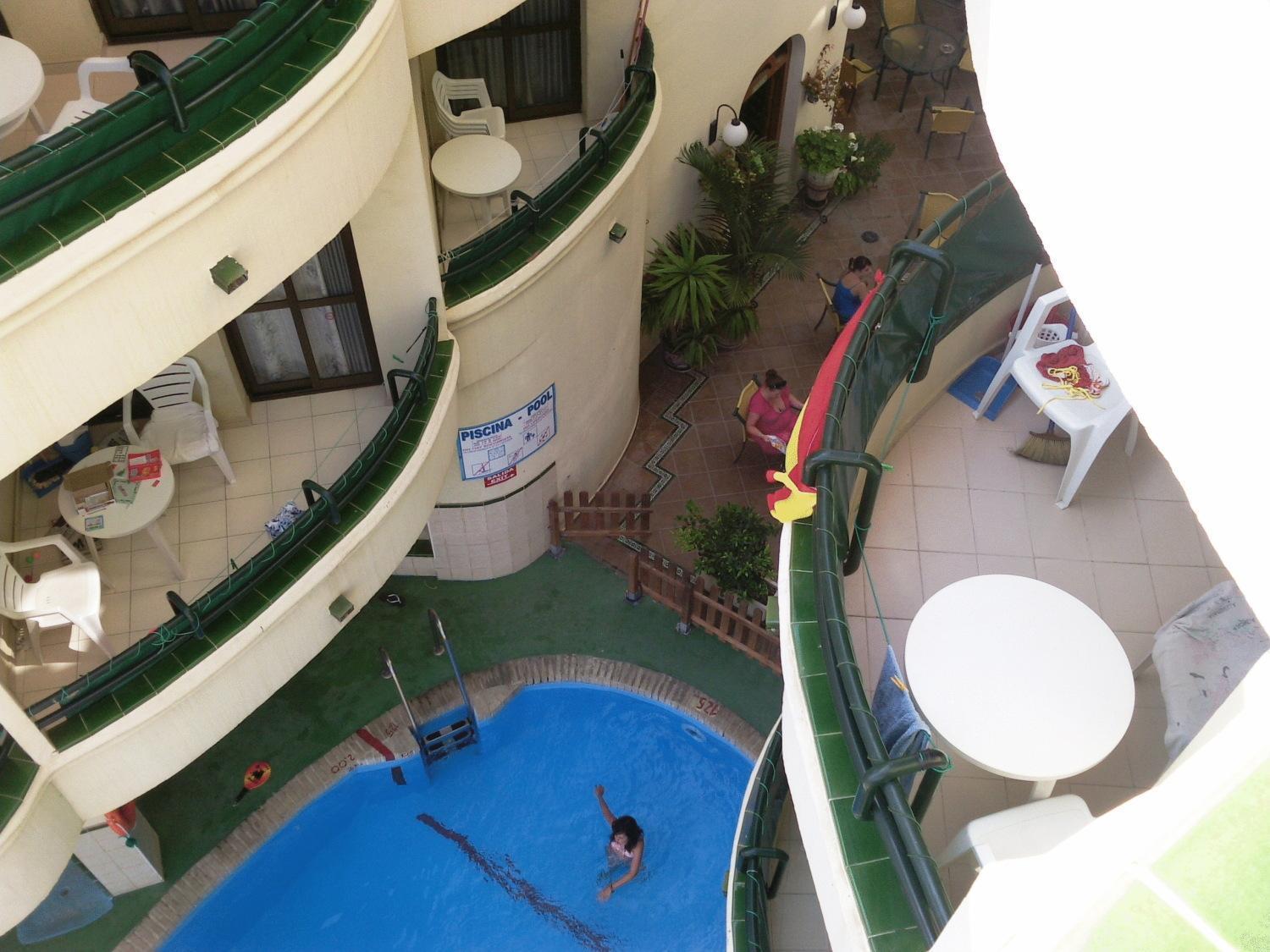 Apartamentos Mediterraneo Nerja Exteriör bild
