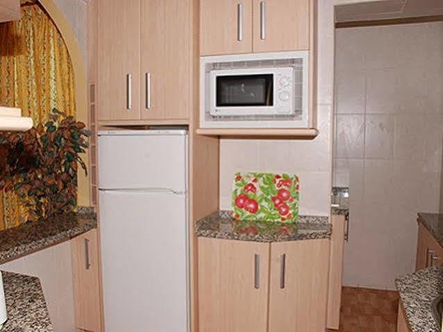 Apartamentos Mediterraneo Nerja Exteriör bild