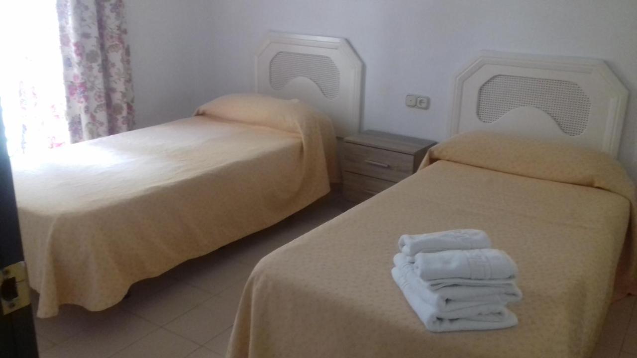 Apartamentos Mediterraneo Nerja Exteriör bild